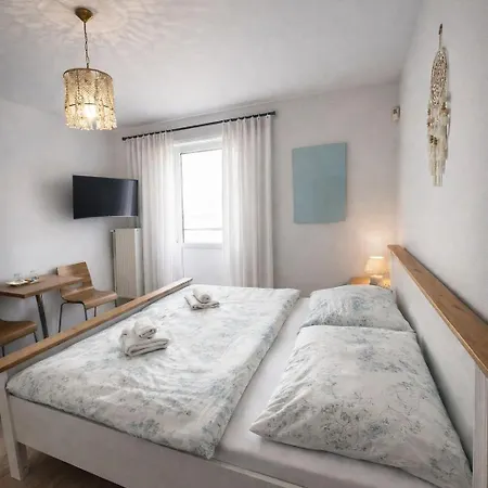 Cizku U Trebone 3*